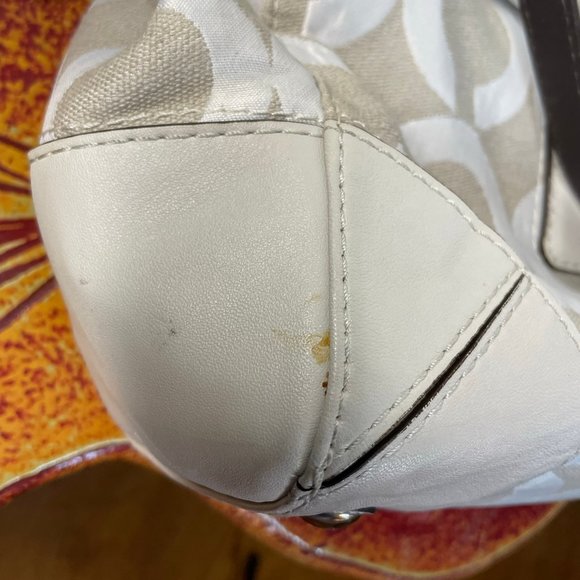 Cream Colored Coach Purse - Picture 6 of 14